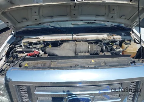 2013 Ford E-350 Super Duty Xlt z USA, uszkodzony, nr VIN 1FDSS3BL0DDA15636